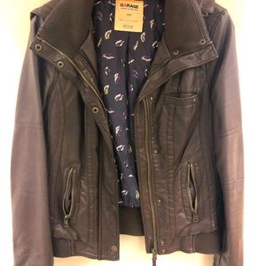 Garage women’s Medium brown faux leather jacket